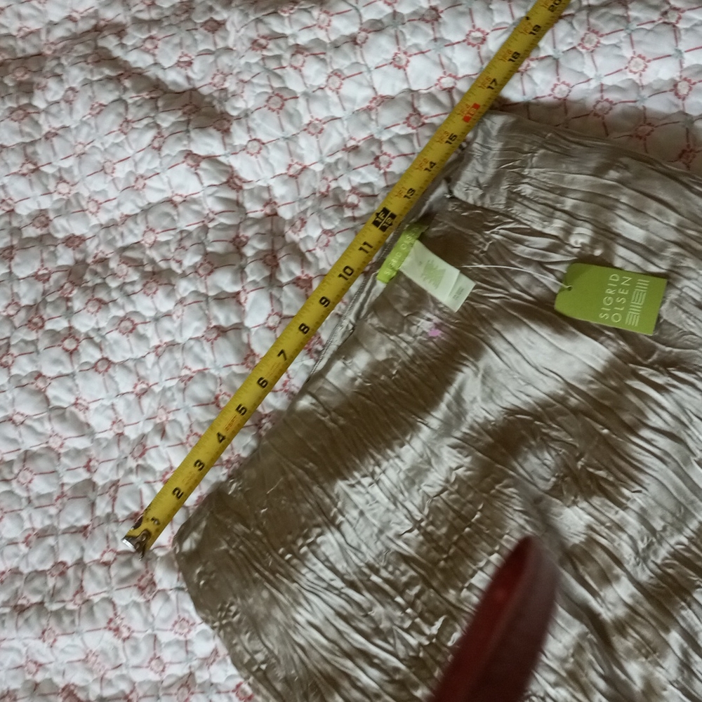 Sigrid Olsen metallic champagne satin crinkle skirt - Picture 6 of 7